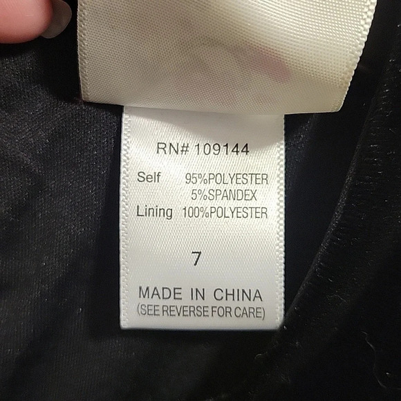 New With Tag Girls Black Size 7 One Piece Romper Short Sleeve Bow Velor Soft - Picture 9 of 10